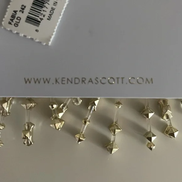 Kendra Scott Fabia Statement Earrings in Gold - Picture 5 of 7